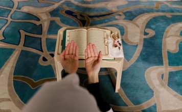 Kesalahan Saat Berdoa Menurut Islam yang Sering Tidak Kita Sadari Kesalahan saat berdoa menurut Islam