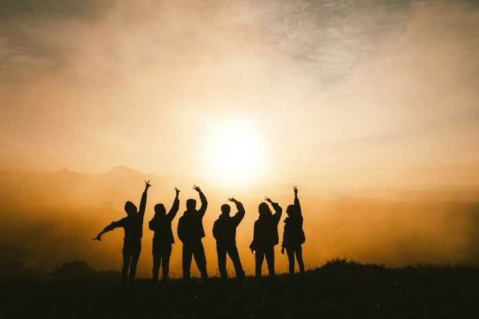 sahabat membawa kebaikan atau keburukan