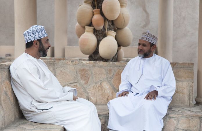 Adab membenarkan yang salah Adab membenarkan yang salah