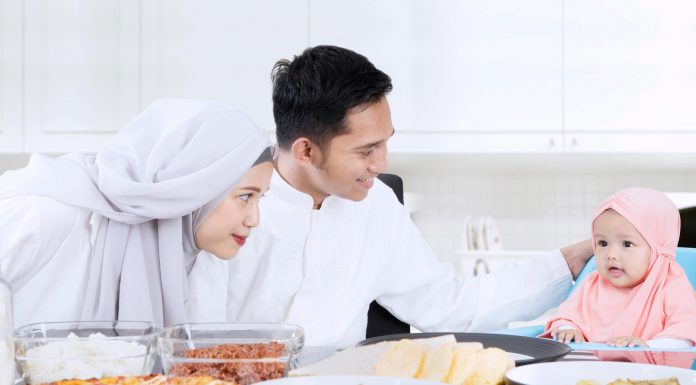 Ajarkan Anak Berpuasa Dengan Beberapa Cara Ini! Ajarkan Anak Berpuasa 2