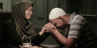 Akhlakul Karimah Terhadap Orang Tua Adab ke Orang Tua