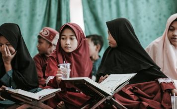 Amalan yang Tidak Diterima karena Niat Salah Amalan yang tidak diterima karena niat salah