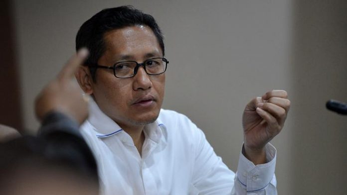 Anas Urbaningrum bebas