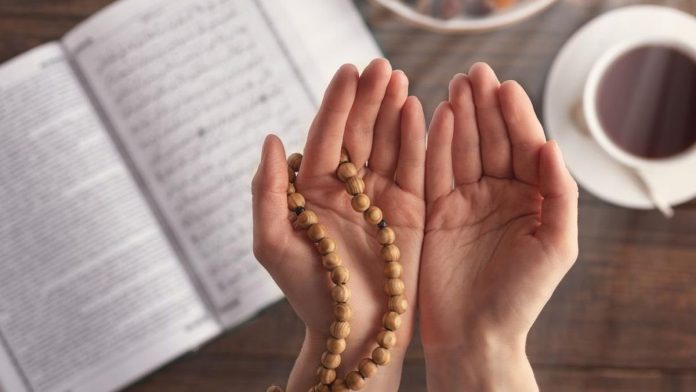 Asmaul-Husna-untuk-Berdoa-Mana-Dalilnya