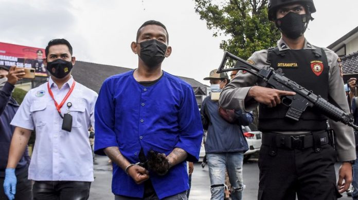 Boris preman pensiun