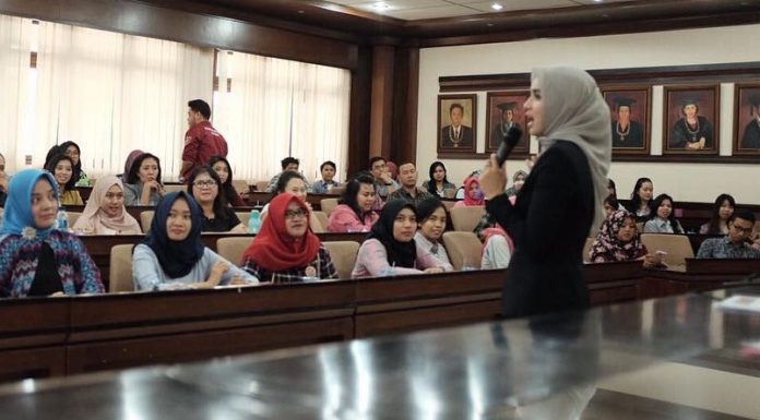 4 Barometer Beramar Ma’ruf (Menyebarkan Kebaikan) dalam Surat An Nahl 125 menyebarkan kebaikan