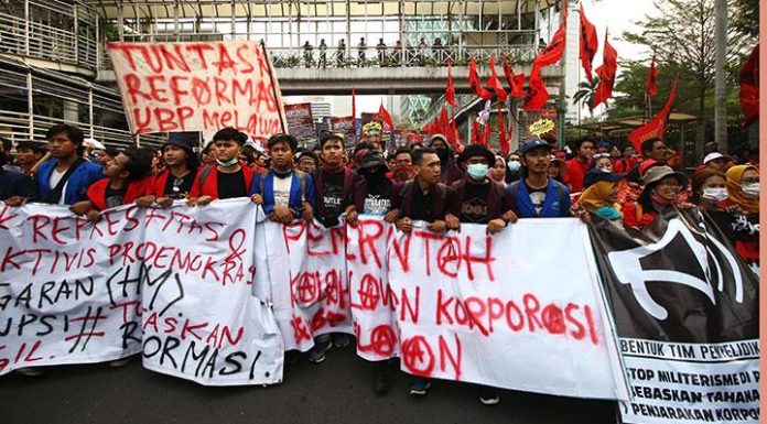 Bolehkah Mengkritik Pemerintah, Sedangkan Kita Wajib Menaati Pemimpin? Bolehkah Mengkritik Pemerintah