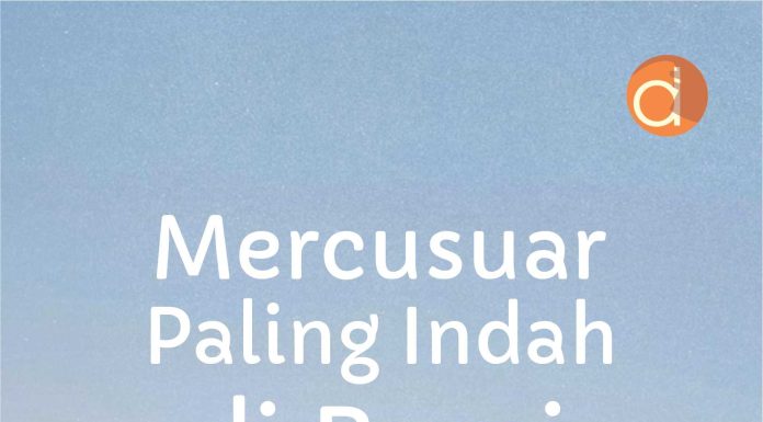 Buku Mercusuar Paling Indah