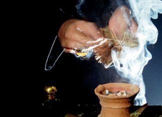 Bungkusan Kain Kafan Diduga Praktek Santet di Kudus