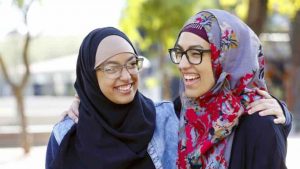 Cafe Langit Seduh Larang Pemakaian Sandal Jepit dan Larangan Merendahkan Orang Lain