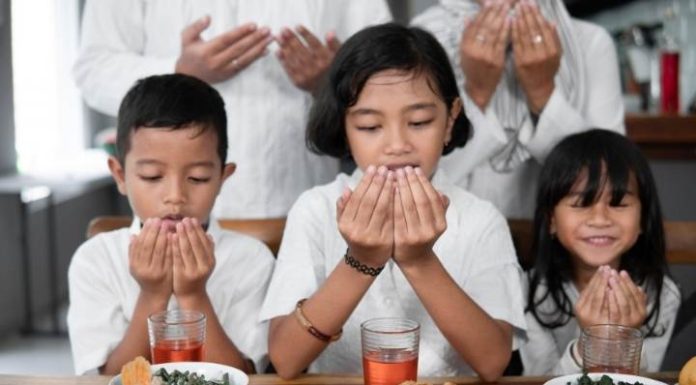 Cara Menanamkan Nilai Syukur