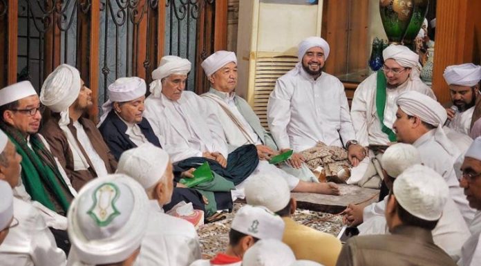 Cara Menyikapi Polemik Nasab Ba'alawi Habaib Habib