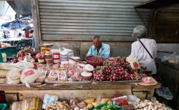 Cara berdagang halal di pasar rakyat