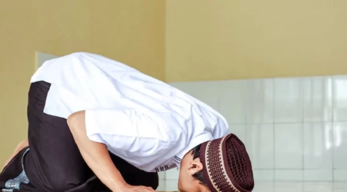 Contoh amanah kepada Allah