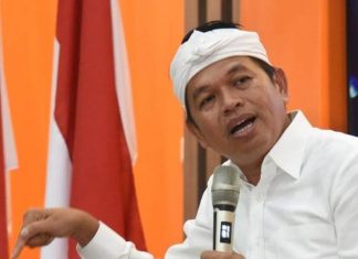 Pengakuan Dedi Mulyadi yang Lakukan Pencitraan, Bagaimana Tanggapan Islam? Dedi mulyadi