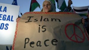 Demo Omnibus Law Kian Ricuh dan Begini Suarakan Pendapat Dalam Islam