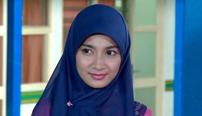 Dinda kirana