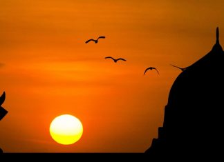Doa Akhir Tahun dan Awal Tahun Adakah Dalam Tuntunan Islam