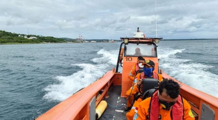 Dua Nelayan di NTT Ditemukan Selamat Setelah Hilang Saat Memancing 1