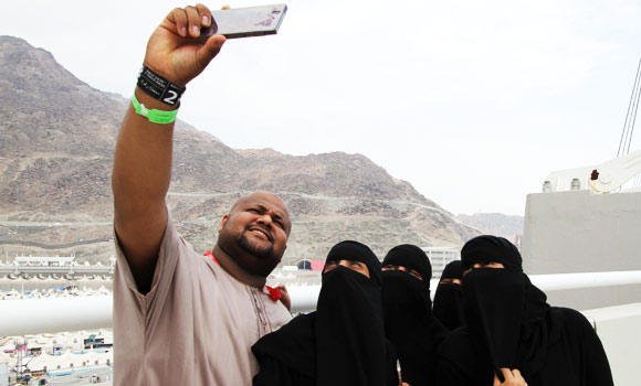 Foto Selfie Saat Haji di Tanah Suci Foto Selfie Saat Haji di Tanah Suci