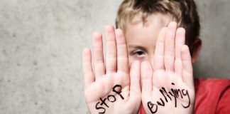 Gadis dibully dan Bullying Dilarang Dalam Islam
