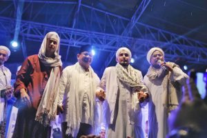 Habib Bahar bin Smith Ditetapkan Tersangka dan Ini Sikap Habib Menurut Islam