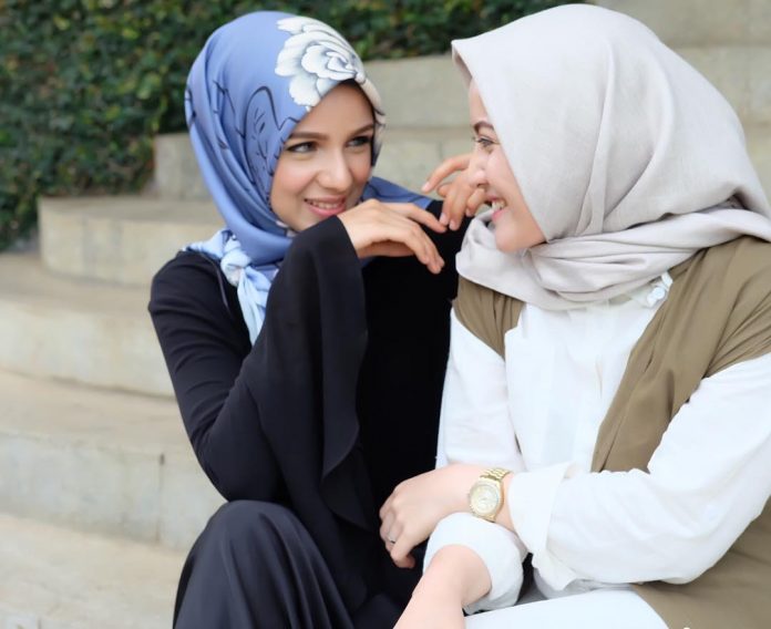 Hikmah Menyayangi Sesama