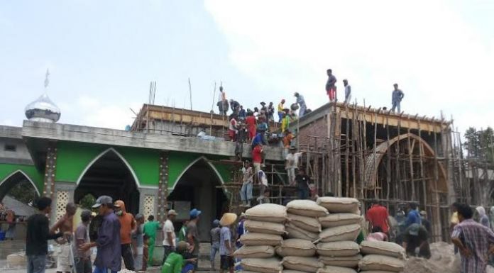 Hadis memakmurkan masjid