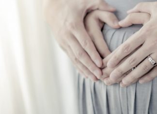Halsey Hamil Anak Pertama dan Doa-Doa Yang Bisa Diamalkan