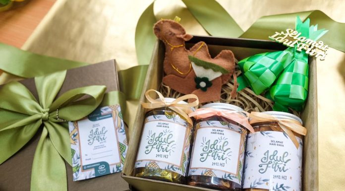 Hampers Hari Lebaran: Adab Memberinya Dalam Islam hampers Hari Lebaran