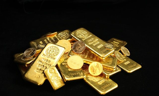 Harga emas melonjak tanda apa