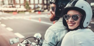 Hukum Berboncengan Dengan Perempuan Yang Bukan Mahram nya