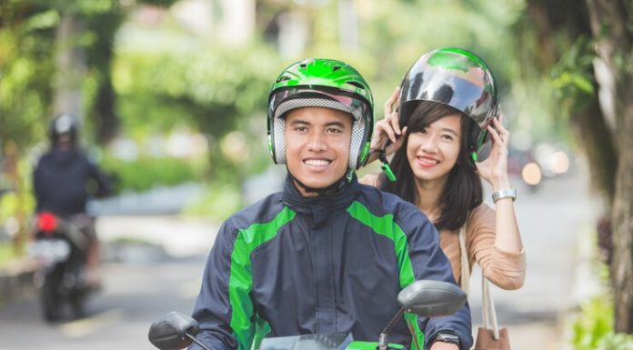 Hukum-Ojol-Membonceng-Perempuan-Bukan-Mahram