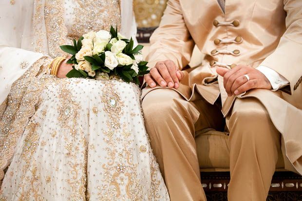 Hukum-Pengantin-Menjamak-Shalat-Karena-Pesta-Pernikahan Hukum-Pengantin-Menjamak-Shalat-Karena-Pesta-Pernikahan
