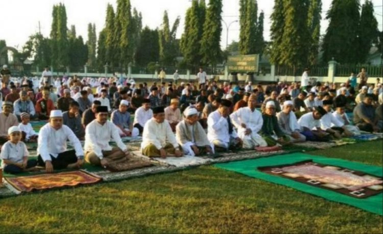 hukum salat Idul Fitri