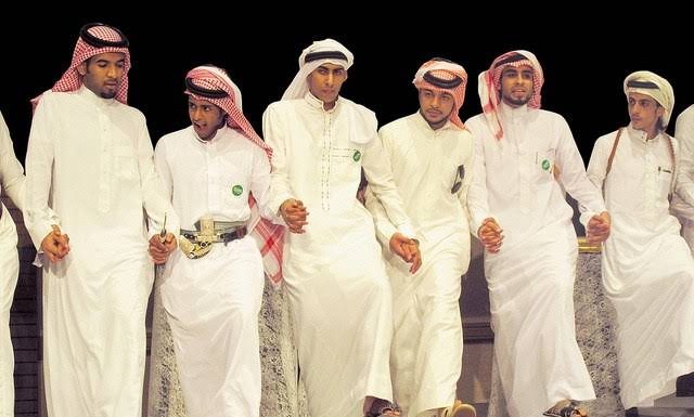 Hukum Mengikuti Budaya Arab yang Bisa Menyebabkan Intoleransi hukum mengikuti budaya arab