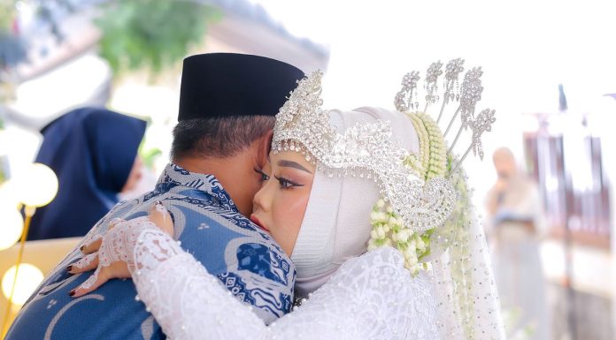 Hukum menikah tidak serumah pisah rumah
