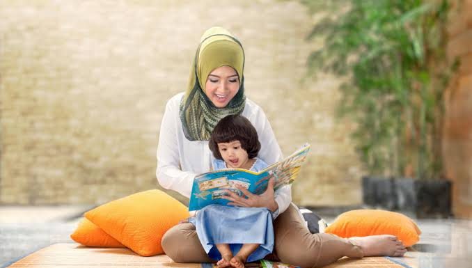 Ibu Sebagai Madrasah pertama bagi anak anaknya