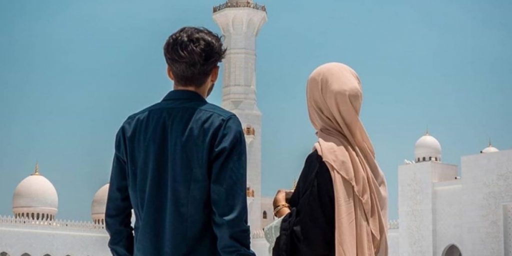 Jatuh Cinta Seperti di Film-Film