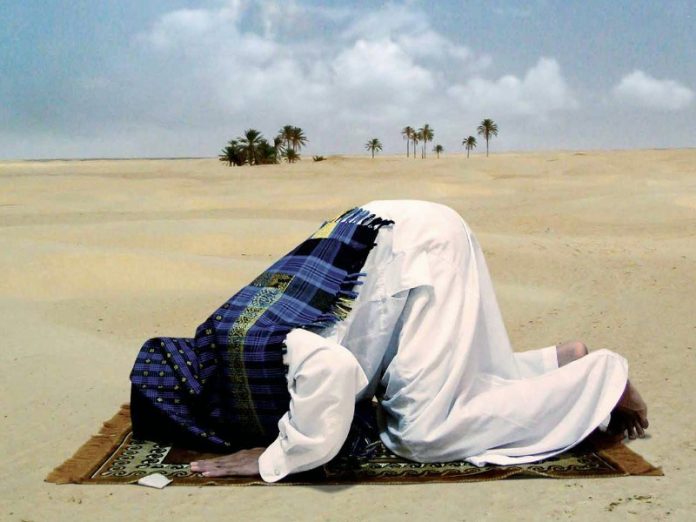 Kajian Islam tentang Berbagai Keutamaan Mendirikan Shalat Lima Waktu Kajian Islam tentang Berbagai Keutamaan Mendirikan Shalat Lima Waktu