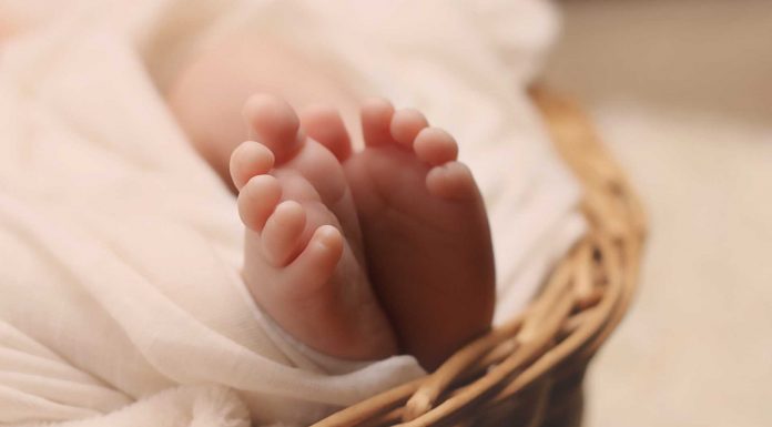 Kardus Berisi Mayat Bayi Jadi Bahan Prank dan Ini Pandangan Islam