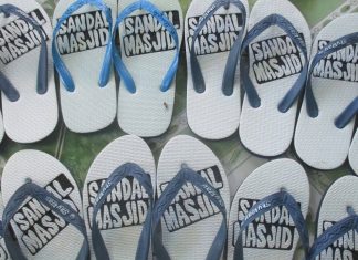 Kenapa Sedekah Jariyah Sendal Masjid itu Ide yang Brilian