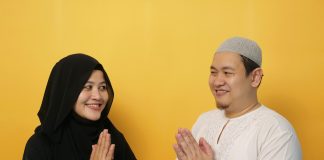 Keutamaan Memaafkan Orang Lain, Allah Pun Memaafkan Kita Keutamaan Memaafkan Orang Lain