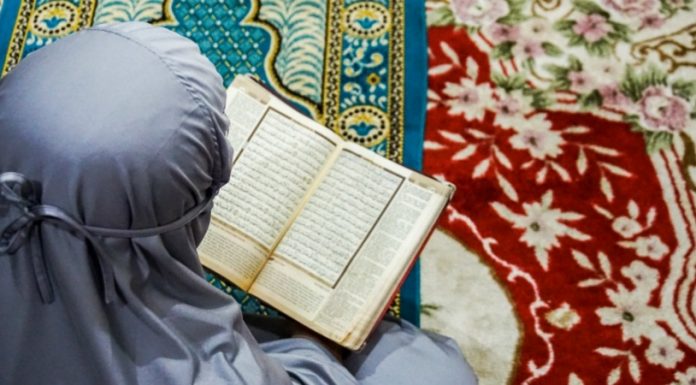 Keutamaan Membaca Al-Qur'an
