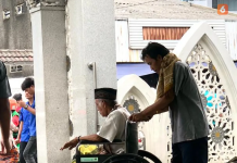 Kewajiban Membantu yang Lemah dalam Islam