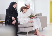Kewajiban Orangtua Mendidik Anak