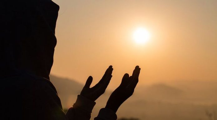 Kiat untuk Melancarkan Rezeki 1