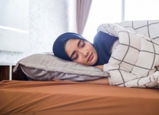 Kurang Tidur Sebabkan Tidak Sehat, Begini Tidur Berkualitas Menurut Islam Kurang Tidur Sebabkan Tidak Sehat dan Ini Tidur Menurut Islam