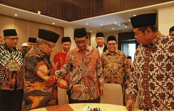 Larangan Bukber Aparatur Sipil Negara, Walkot Tangsel Sarankan Uangnya untuk Anak Yatim Larangan Bukber Aparatur Sipil Negara, Walkot Tangsel Sarankan Uangnya untuk Anak Yatim