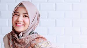 Lee Bo Young Awet Muda dan Tips Awet Muda Menurut Islam